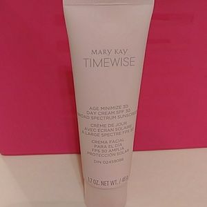 Mary kay 3d moisturizer